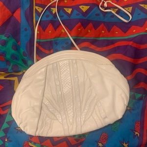 Late 70s Vintage White Patchwork Leather Shoulder bag by Venetto. Made in USA